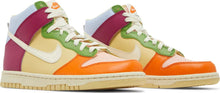 Load image into Gallery viewer, Nike Dunk High Dynamic Berry SIZE 5.5Y / 7W New