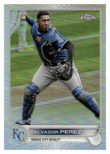 تحميل الصورة إلى عارض المعرض، 2022 Topps Chrome Sonic #50 Salvador Perez Refractor