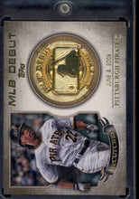 Load image into Gallery viewer, 2016 Topps #MDM-AM Andrew McCutchen MLB Debut Medallion