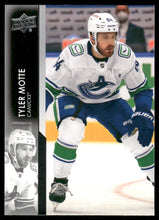 将图片加载到图库查看器,2021-22 Upper Deck #427 Tyler Motte