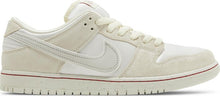 تحميل الصورة إلى عارض المعرض، حذاء Nike SB City of Love الجديد مقاس 6M