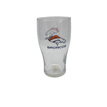 将图片加载到图库查看器,NFL Teams 16 oz Pint Glass - Assorted Team & Style Choose your