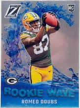 将图片加载到图库查看器,2022 Zenith NFL Romeo Doubs RC Rookie Wave Prizm #RW-RD Green Bay Packers Parish 9 Mint
