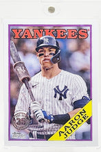 تحميل الصورة إلى عارض المعرض، 2023 Topps Series 1 '88 Topps T88-37 Aaron Judge YANKEES الذكرى السنوية الخامسة والثلاثين