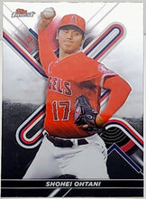 تحميل الصورة إلى عارض المعرض، Shohei Ohitani Refractor - 2022 Topps Finest Baseball #28 LA Angels