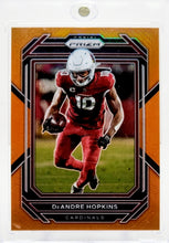 تحميل الصورة إلى عارض المعرض، 2022 Panini Prizm Orange DeAndre Hopkins #005 113/249 Cardinals - walk-of-famesports
