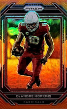 تحميل الصورة إلى عارض المعرض، 2022 Panini Prizm Orange DeAndre Hopkins #005 113/249 Cardinals - walk-of-famesports