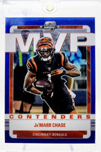 تحميل الصورة إلى عارض المعرض، المتنافسون في JA'MARR CHASE 2022 Optic MVP Blue Prizm 76/99 #MVP-21