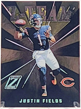 تحميل الصورة إلى عارض المعرض، جاستن فيلدز 2022 Panini Zenith Football Z-Team #ZT-12 Chicago Bears SP