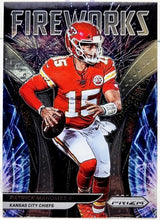 تحميل الصورة إلى عارض المعرض، 2021 Panini Prizm Fireworks Patrick Mahomes II #F-15 Chiefs