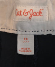 تحميل الصورة إلى عارض المعرض، Cat & Jack Boys' Flat Front "At the Knee" Chino Shorts Dark Navy Size 7 & 16 NWT