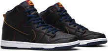 Load image into Gallery viewer, 2018 SB DUNK HIGH NBA CAVS WEARAWAY SIZE 8M BRAND NEW