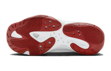 تحميل الصورة إلى عارض المعرض، حذاء Air Jordan 11 CMFT Low GS أبيض وأحمر جديد مقاس 6Y / 7.5W