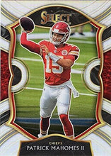 تحميل الصورة إلى عارض المعرض، 2020 Panini Select-Patrick Mahomes II-Silver Prizm-#2-Concourse Level-Chiefs