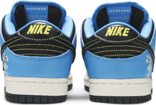 Load image into Gallery viewer, Instant Skateboards x Dunk Low Pro SB QS Size 8M / 9.5W