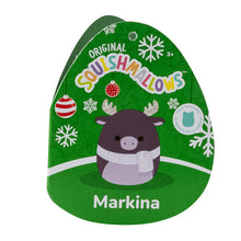 تحميل الصورة إلى عارض المعرض، وشاح Markina the Moose Wearing Scarf مقاس 7.5 بوصة من SquisHmallows، أول مجموعة لعيد الميلاد في السوق لعام 2023، محشو من القطيفة