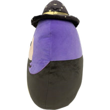 تحميل الصورة إلى عارض المعرض، دمية Squishmallows Voodie the Witch ذات البطن الذهبي مقاس 16 بوصة من مجموعة الهالوين 2023