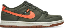 تحميل الصورة إلى عارض المعرض، حذاء Nike SB Dunk Low SE Sequoia الجديد مقاس 6Y / 7.5W