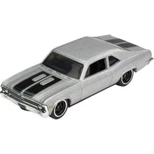 将图片加载到图库查看器,2023 Hot Wheels Premium Fast & Furious 1970 Chevrolet Nova SS 3/5