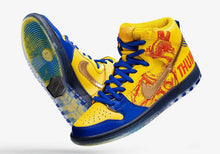 تحميل الصورة إلى عارض المعرض، حذاء NIKE SB DUNK HIGH PRM DOERNBECHER (2012) مقاس 10 أشهر DS OG ALL