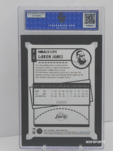 将图片加载到图库查看器,2021 Panini Hoops LeBron James #136 LA Lakers ISA 9 Mint