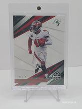 تحميل الصورة إلى عارض المعرض، 2021 Panini Limited 5/10 Devin White #85 Tampa Bay Buccaneers