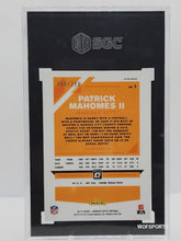 تحميل الصورة إلى عارض المعرض، 2019 Panini Donruss Optic Aqua Prizm 59/299 Patrick Mahomes II #1 Chiefs SGC GEM MINT 10