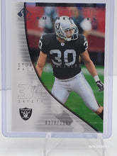 تحميل الصورة إلى عارض المعرض، 2004 SP Authentic Rookie Authentics 378/1199 Stuart Schweigert #98