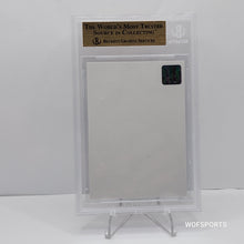 تحميل الصورة إلى عارض المعرض، ملصقات Topps Hannah Montana لعام 2007 1/1 #16 Daddy's Little Girl Is Glowing Up، غلاف فارغ