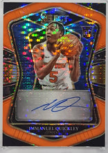 تحميل الصورة إلى عارض المعرض، 2020-21 اختر Immanuel Quickley Neon Orange Pulsar Prizm Rookie RC Auto #4/30