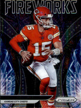 تحميل الصورة إلى عارض المعرض، 2021 Panini Prizm Fireworks Patrick Mahomes II #F-15 Chiefs