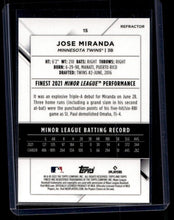 تحميل الصورة إلى عارض المعرض، أفضل لاعب مبتدئ في عام 2022 من TOPPS Jose Miranda #15 من فريق Minnesota Twins