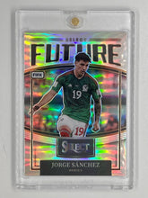 تحميل الصورة إلى عارض المعرض، 2022-23 Panini Select Future Jorge Sanchez #11 Mexico - walk-of-famesports