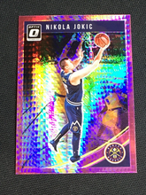 تحميل الصورة إلى عارض المعرض، 2018-19 Donruss Optic Nikola Jokic Hyper Pink Parallel PRIZM #100