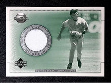 تحميل الصورة إلى عارض المعرض، قميص لعبة Cal Ripken Jr. من Upper Deck Sweet Spot Classics لعام 2002 #J-CR