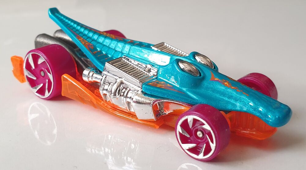 Hot wheels croc online