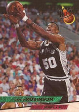 将图片加载到图库查看器,1993-94 Fleer Ultra David Robinson #174 San Antonio Spurs