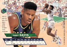تحميل الصورة إلى عارض المعرض، 1993-94 Fleer Ultra تيري ديفيس #43 دالاس مافريكس