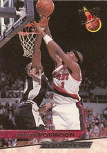 Load image into Gallery viewer, 1993-94 Fleer Ultra Clifford Robinson #157 Portland Trail Blazers