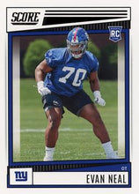 تحميل الصورة إلى عارض المعرض، 2022 Panini Score Rookies Evan Neal RC #320 New York Giants