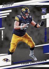 Load image into Gallery viewer, 2022 Panini Prestige Rookies Tyler Linderbaum RC #366 Baltimore Ravens