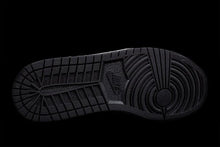 将图片加载到图库查看器,Jordan 1 Retro Barons - Opening Day Size 5.5Y / 7W  New