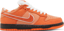 Load image into Gallery viewer, Nike SB Dunk Low &quot;Orange Lobster&quot; Size 7M / 8.5W
