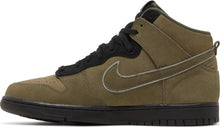 Load image into Gallery viewer, Nike SB Dunk High Soulgoods Olive Size 14M New OG ALL
