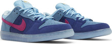 Load image into Gallery viewer, Nike dunk low sb (Run The Jewels) size 10M
