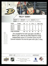 تحميل الصورة إلى عارض المعرض، 2021-22 Upper Deck #6 Troy Terry
