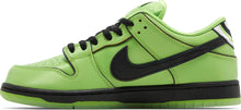 Load image into Gallery viewer, Nike SB Dunk Low The Powerpuff Girls Buttercup Size 10M / 11.5W
