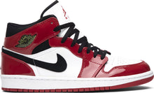 Load image into Gallery viewer, Air Jordan 1 Retro Patent &#39;Chicago Bulls&#39; 2003 Size 10.5M / 12W OG ALL
