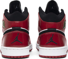 Load image into Gallery viewer, Air Jordan 1 Retro Patent &#39;Chicago Bulls&#39; 2003 Size 10.5M / 12W OG ALL
