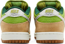 Load image into Gallery viewer, Nike Dunk Low Pro SB &#39;Escargot&#39; Size 12M New
